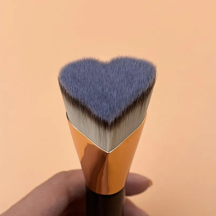 Digital Shoppy Powder Foundation Brush Five-pointed Heart Shape Flat Head Seamless