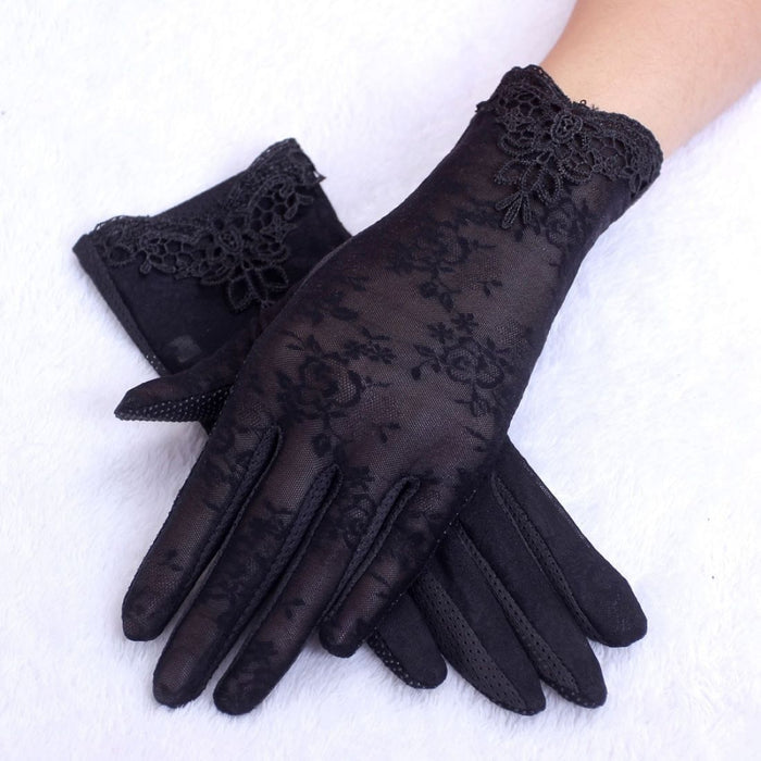 Elegant lace gloves with UV protection, designed for touchscreen compatibility. Lightweight and breathable fabric ensures comfort while shielding hands from sun exposure-159844497066312366500
