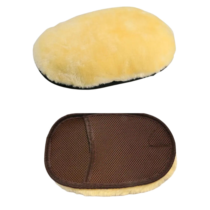 Durable car cleaning gloves with wool material for safe washing