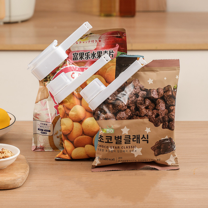 Airtight plastic sealing clips for kitchen organization by Digital Shoppy