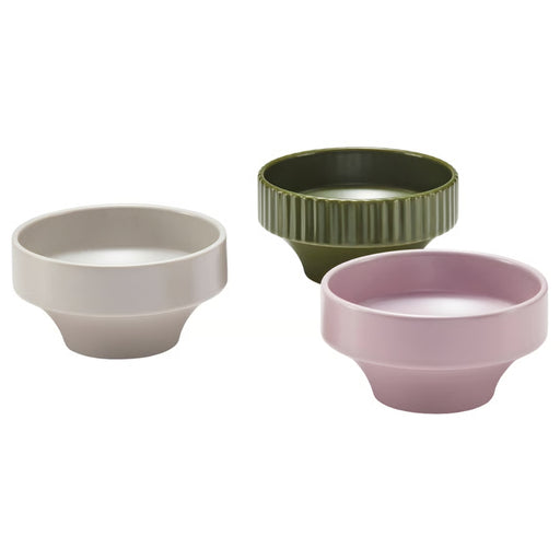 IKEA SPJUTLILJA bowl set, three-pack in mixed colors, featuring light gray, olive green ribbed, and light pink bowls with wide shallow design