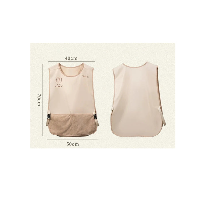 Beige apron with measurements on a light beige background