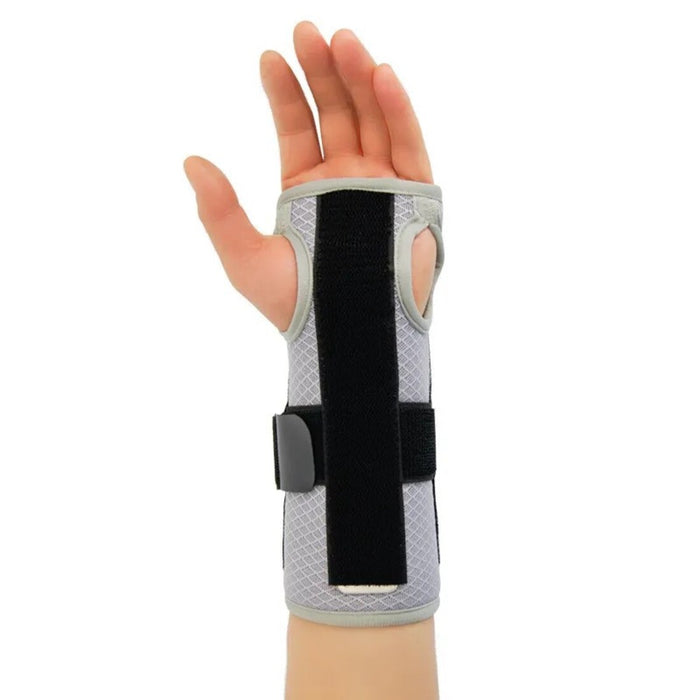 Metal-plated wrist support for stability.
