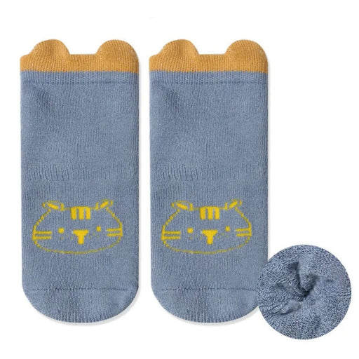 Thick Cartoon Baby Socks – Blue socks with yellow cat graphic and fuzzy inner texture, ideal for autumn/winter -