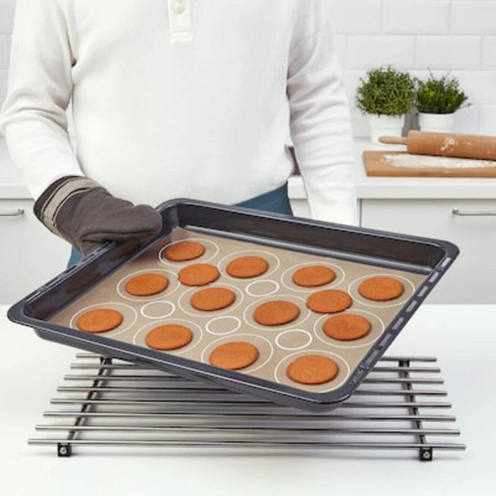 IKEA 3-Piece Baking Essentials: Cupcake Liners, Mould & Rolling Mat