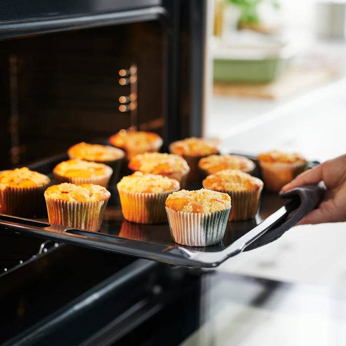 IKEA KRUSTISTEL Baking cup, grey/white (65 pack) – freshly baked muffins in pleated liners with crumb topping – 90583833