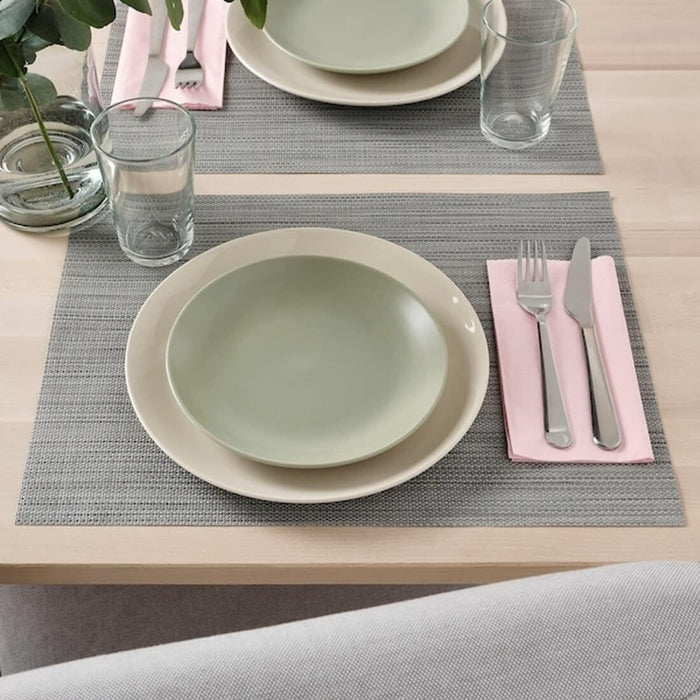 IKEA Dining Set: 4-Pack FÄRGKLAR Matt Green Plates & Mugs with SNOBBIG Light Grey Placemats