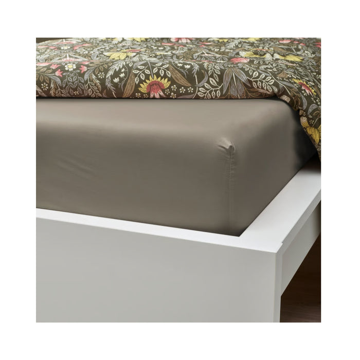 IKEA ULLVIDE fitted sheet in grey-beige, 160x200 cm; styled on white bed frame with floral duvet cover in pink, yellow, and green tones – 10590205