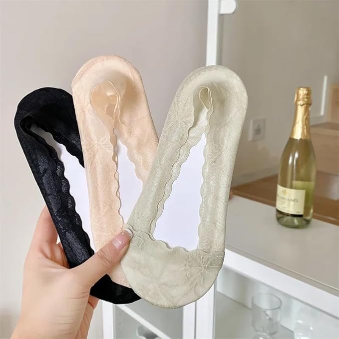 Digital Shoppy Maple Leaf Shallow Mouth Lace Invisible Terry Bottom Women's Low-cut Liners Socks 1 pair