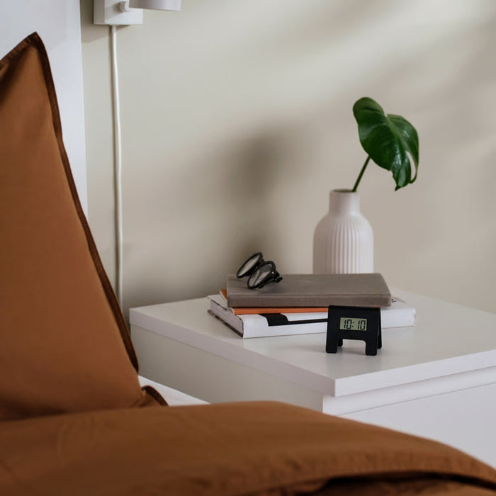IKEA KUPONG Alarm Clock Black 7x6 cm with LADDA Rechargeable Battery AAA 750mAh 4 Pack and VINNINGE Battery Charger White