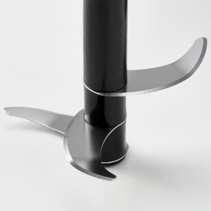  Sharp curved stainless steel blades of STENSNULTRA chopper attached to central shaft, engineered for efficient cutting
