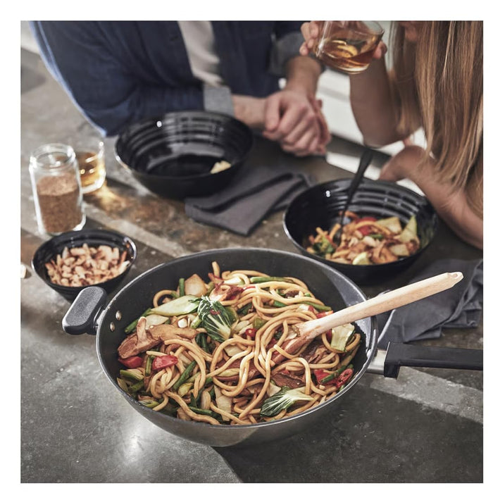 IKEA MIDDAGSMAT Wok 32cm with NYCKELN Hand Towel 40x70cm
