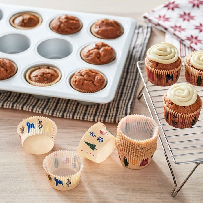 IKEA VINTER  Baking Cup, Christmas Pattern Multicolor. (Pack of 65) with LÄTTBAKAD Offset Spatula