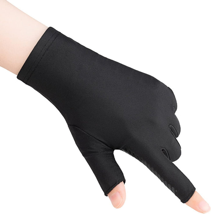 Digital Shoppy fishing gloves – black glove with exposed index and middle fingers for precision tasks