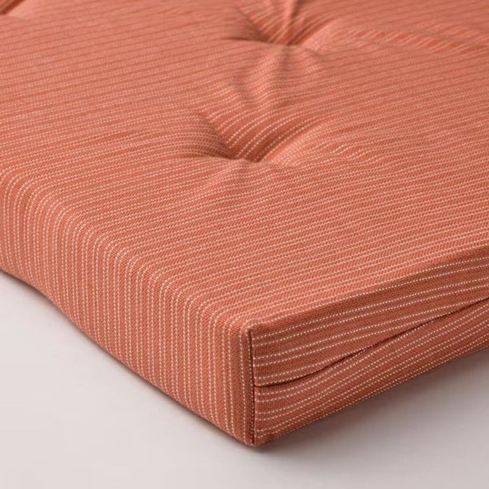 Close-up of the durable and comfortable fabric of the JUSTINA Chair Pad-90566065