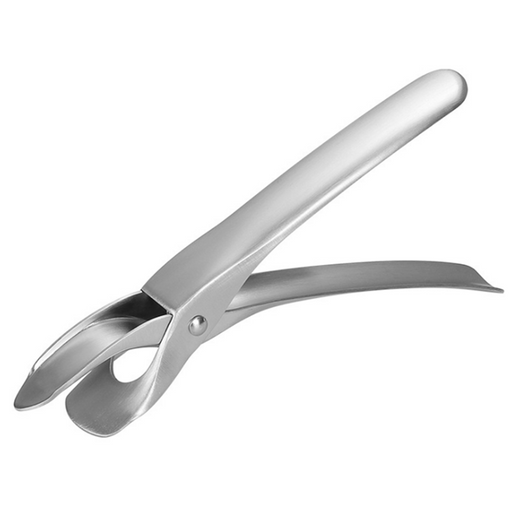 Hand holding anti-scalding clip lifting a hot bowl from a steamer