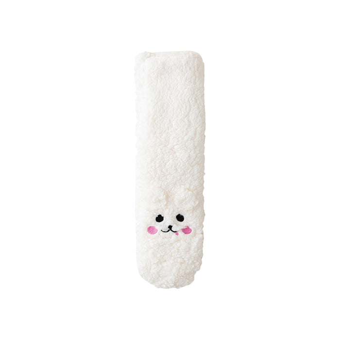 Digital Shoppy winter floor socks – plush white furry item with smiling face, pink cheeks, and soft fleece texture