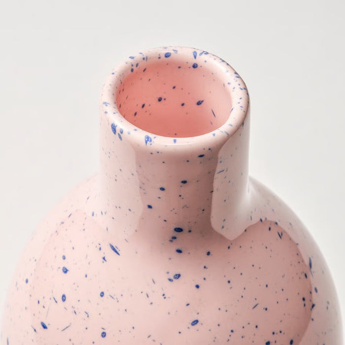 Close-up image of IKEA BLODBJÖRK Vase, pale pink/blue, 16 cm (6 ¼ ")
