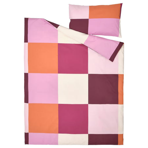 IKEA BRUNKRISSLA duvet cover and pillowcase in pink. Duvet cover size 150x200/50x80 cm  (59x79/20x31 inches), pillowcases 50x80 cm (20x31 inches). Adds a soft, vibrant touch to your bedroom-