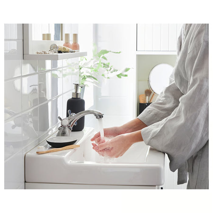  IKEA EKOLN soap dish dark grey close-up showing smooth curved oval form and matte finish
