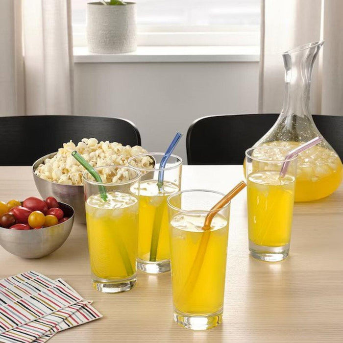 Sip sustainably with BLÅKÄXA - 5 reusable straws and clean brush pack