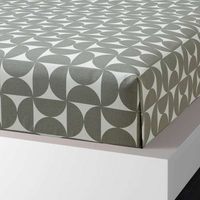 Soft cotton weave detail of IKEA ÄNGSNEJLIKA sheet set in muted grey-green tones 90576286