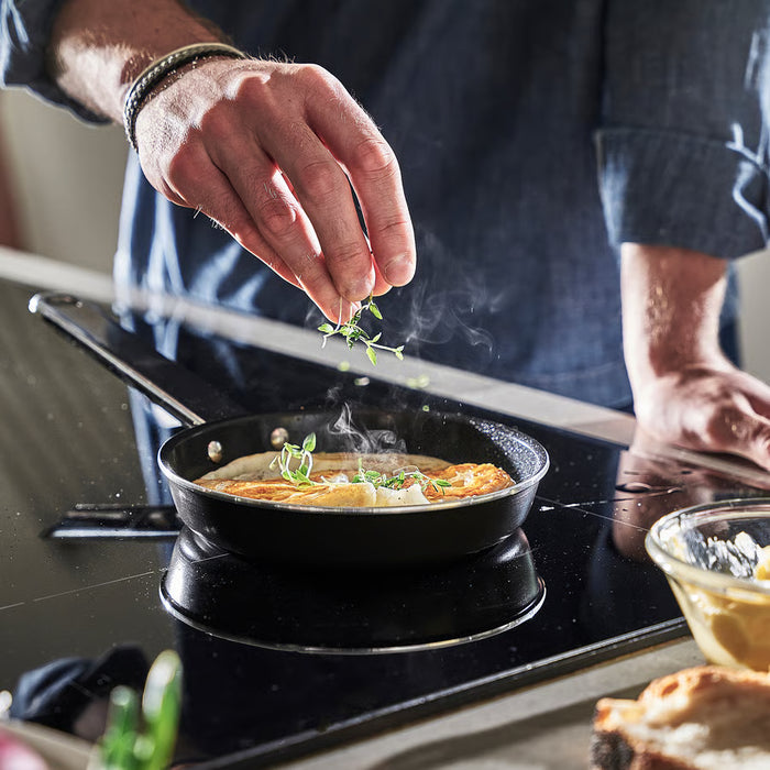 IKEA GULDÖRING compact 16 cm black-grey frying pan, additional product image