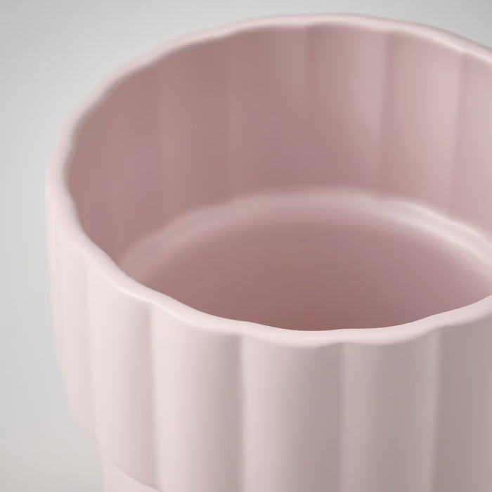 IKEA HÄNGSÄLG light pink plant pot 9cm top-down view showing flower-like wavy rim shape