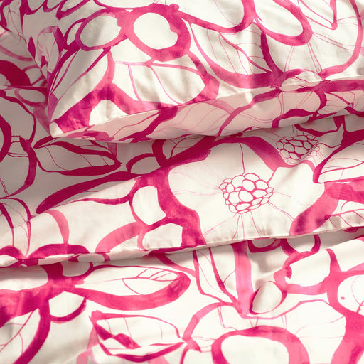 IKEA HÄRLIR duvet cover close-up showing pink floral pattern and fabric texture