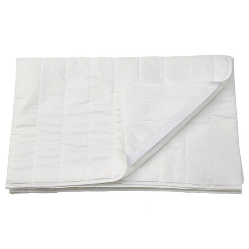  IKEA LUDDROS white quilted mattress protector 140x200 cm with elastic corner straps flat lay #20461632