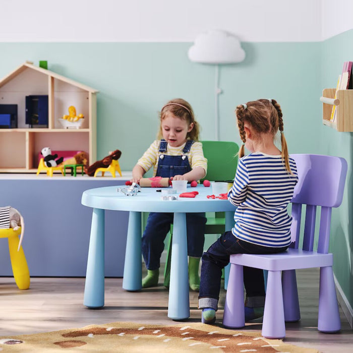 IKEA MAMMUT children's chair in lilac, suitable for indoor and outdoor use.