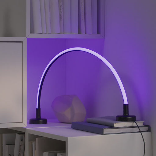 IKEA SMÅSNÖRE flexible LED decoration lamp with adjustable neck in use at home