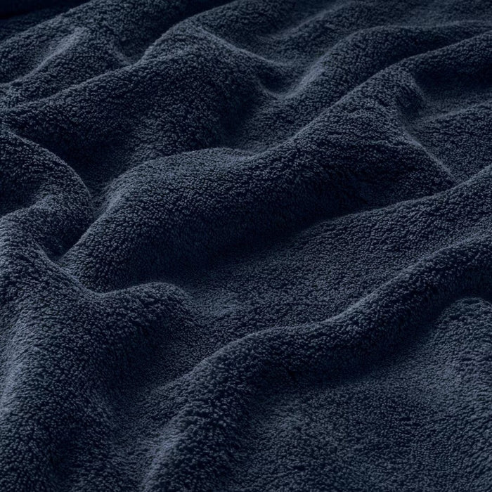 Close-up of TRATTVIVA bedspread in black-blue, 150x250 cm, showcasing its soft texture 10584445