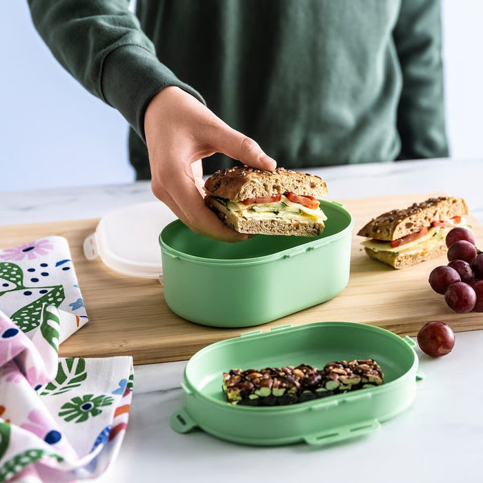 IKEA UTBJUDA Stackable lunch box for dry food, light green with Water bottle, clear glass/green, 0.5 l
