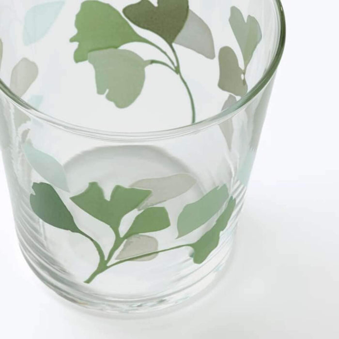 Glassware perfect for hosting dinner parties with leaf design