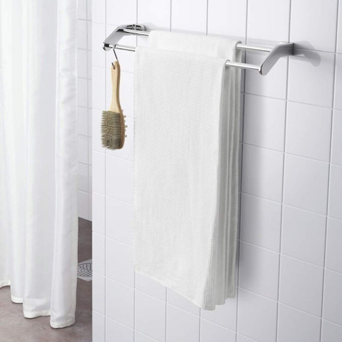 Soft and absorbent bath towel in white from IKEA, measuring 70x140 cm. 40313216