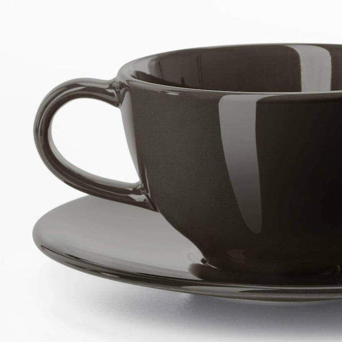 The smooth surface of the cup and saucer is easy to clean and maintain, even with frequent use  10289289