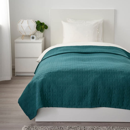 IKEA bedspread in dark green, 150x250 cm dimensions, perfect for a comfortable night's sleep 00455571