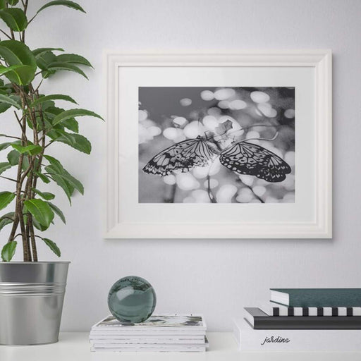 A white IKEA frame for displaying your favorite artwork 20427327