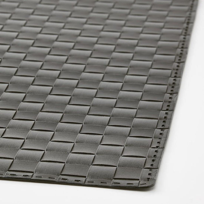 Our plastic place mats from IKEA are easy to clean and perfect for everyday use. 90447100