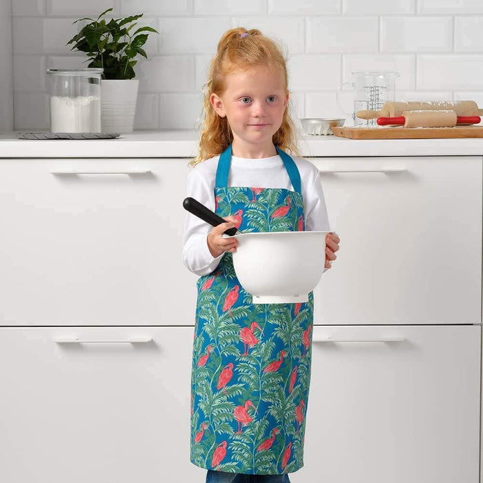 Keep your child clean and comfortable during messy kitchen activities with this practical and stylish children's apron from IKEA 00454152