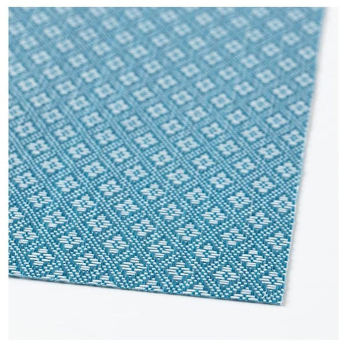 Our plastic place mats from IKEA are easy to clean and perfect for everyday use 40392727