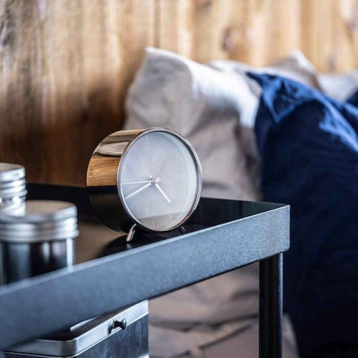 A sleek and modern alarm clock with a simple design 40459261