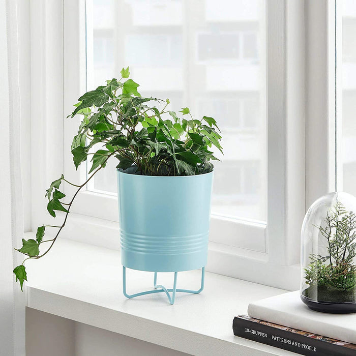 A lightweight plant pot with a simple design from Ikea