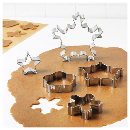 A set of pastry cutters with tin from IKEA, featuring various shapes and sizes, perfect for making biscuits and more 90432066