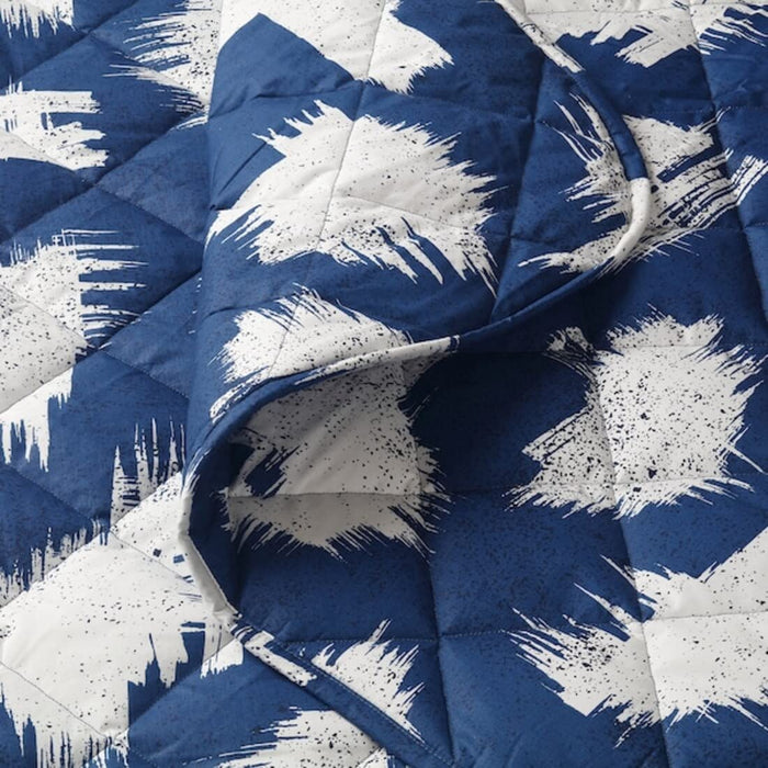 Cozy blue bedspread from IKEA, measuring 150x200 cm 90444314