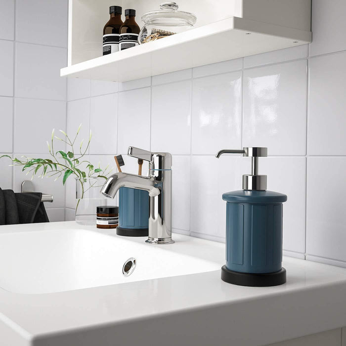 A simple, yet stylish soap dispenser from Ikea, made of durable plastic. 0349495 40349512 10349504 00344776
