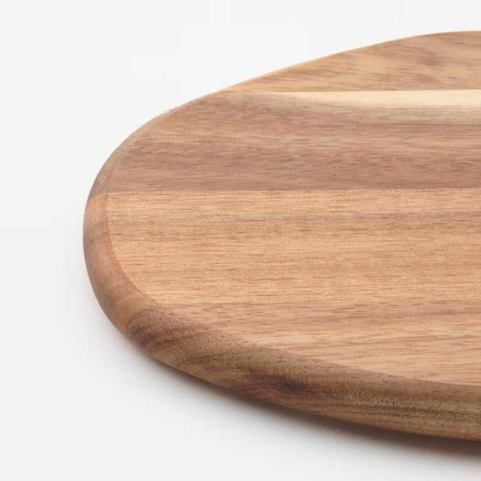 A rectangular bamboo chopping board with a sturdy and durable surface, ideal for preparing food in the kitchen80503361       