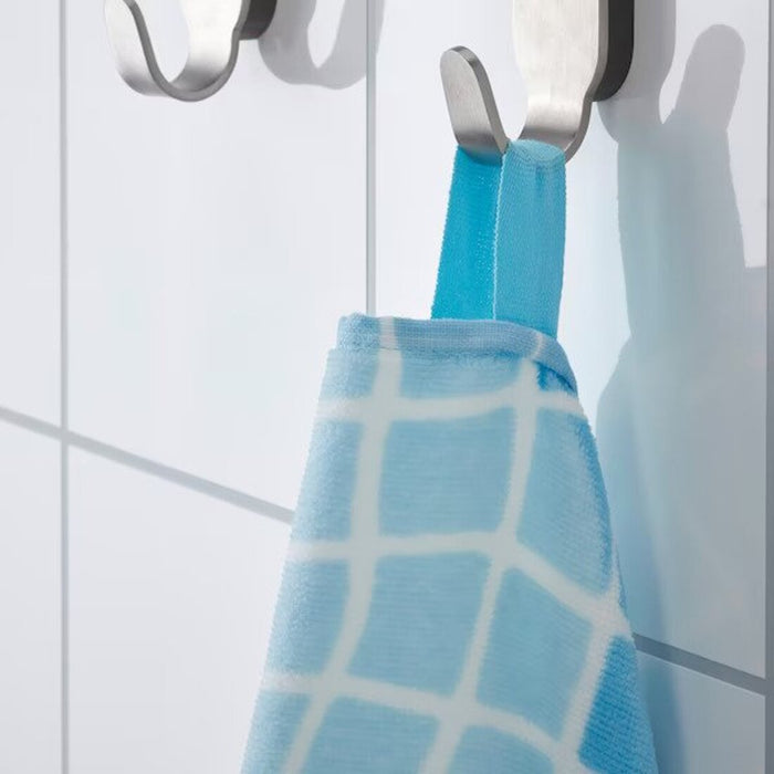 A generously sized bath towel with a cheerful swimming pool design, ideal for adding a pop of color to your bathroom decor. 90495723