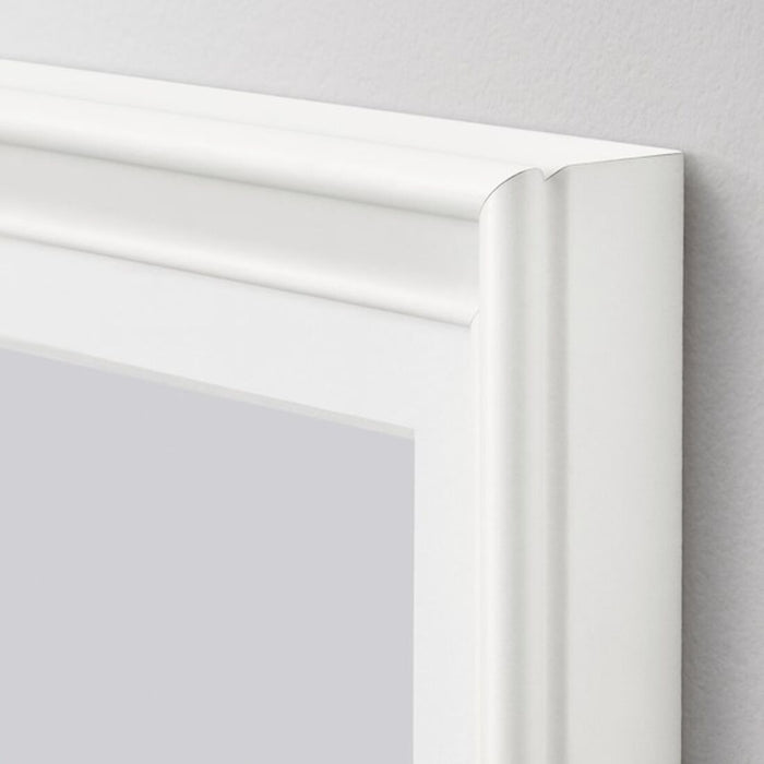 A timeless grey photo frame that adds a touch of sophistication to your decor 60427269